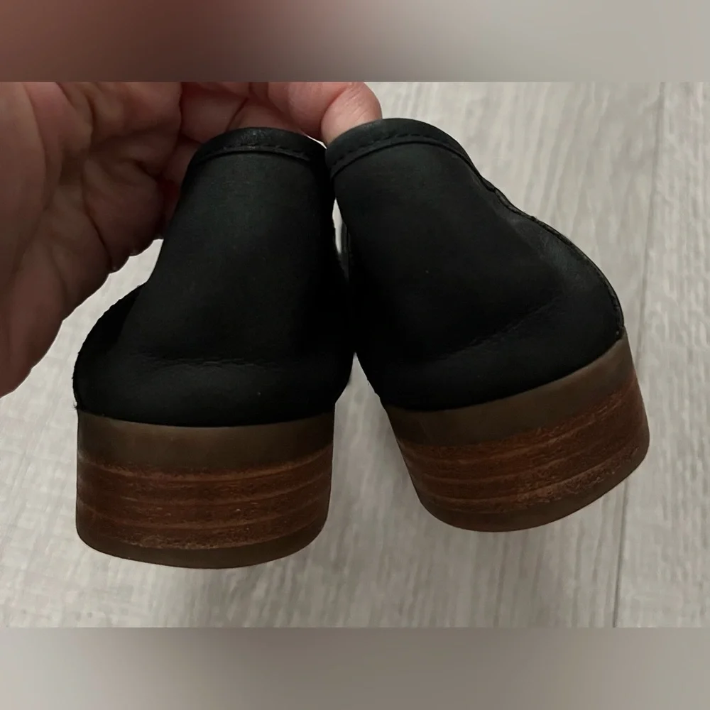 Lucky Brand Black Suede Leather Caylon Loafers size 7